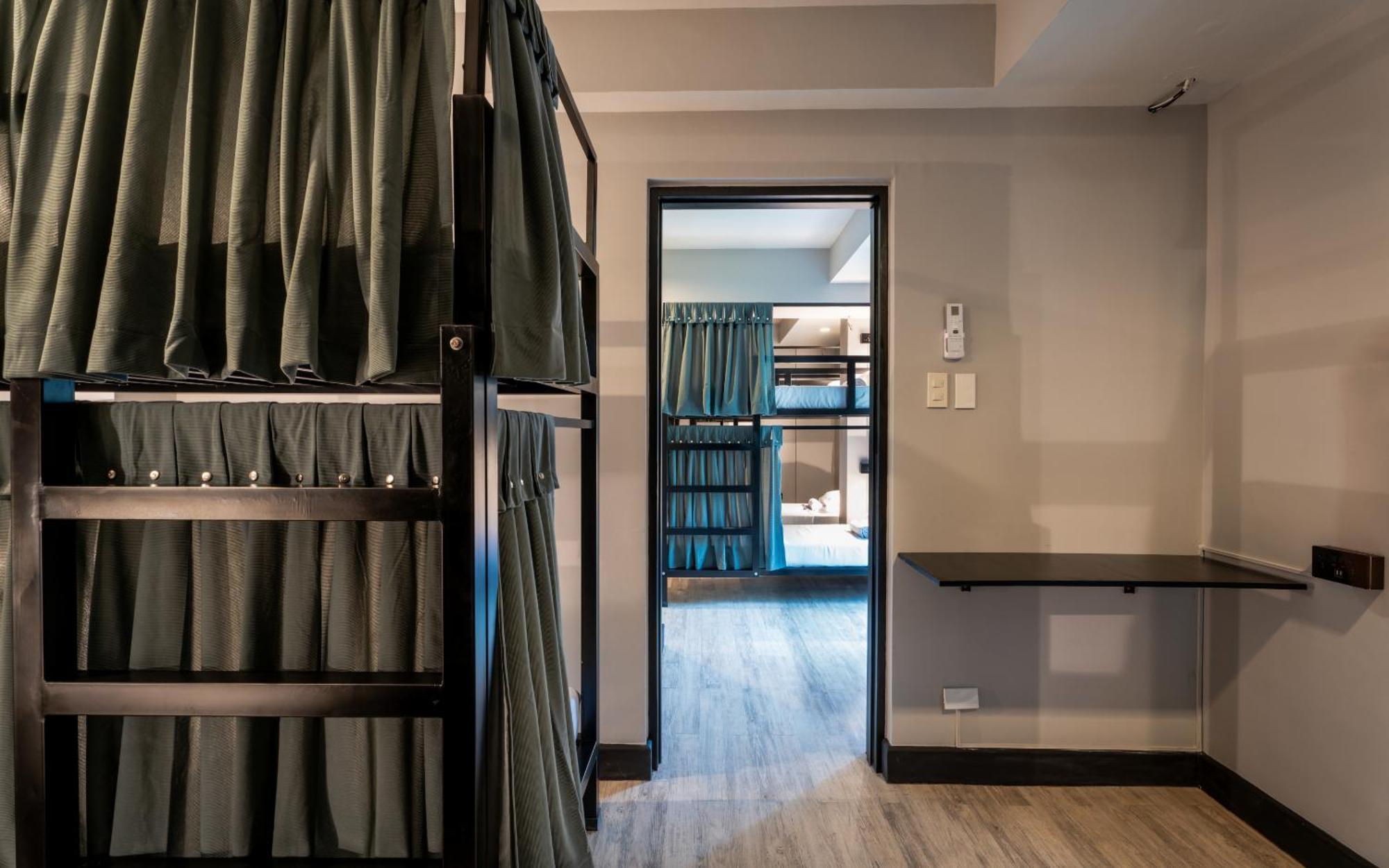 Mad Monkey Manila Hostel Makati City Ngoại thất bức ảnh