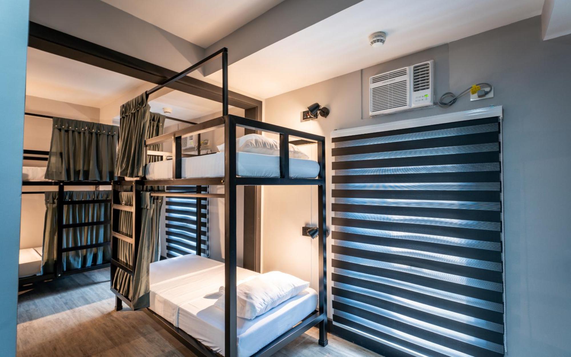 Mad Monkey Manila Hostel Makati City Ngoại thất bức ảnh