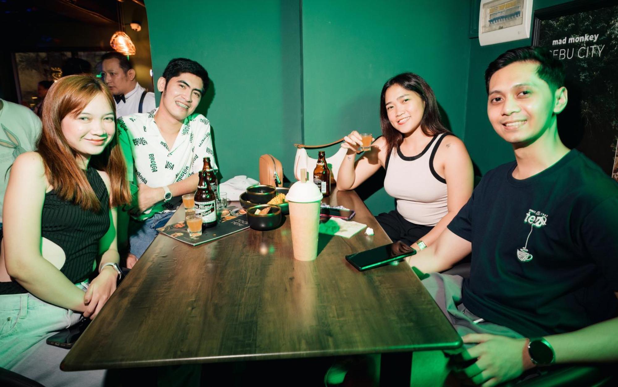 Mad Monkey Manila Hostel Makati City Ngoại thất bức ảnh