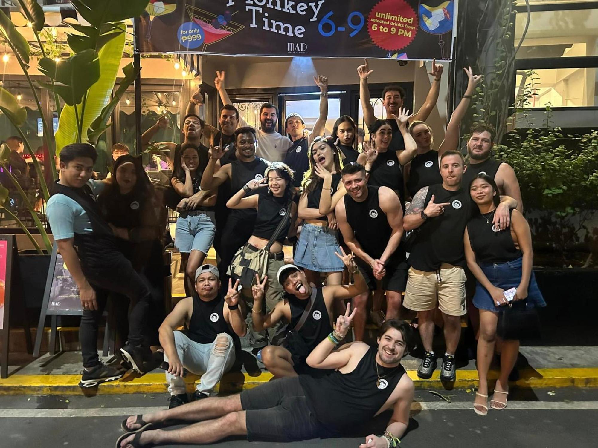 Mad Monkey Manila Hostel Makati City Ngoại thất bức ảnh