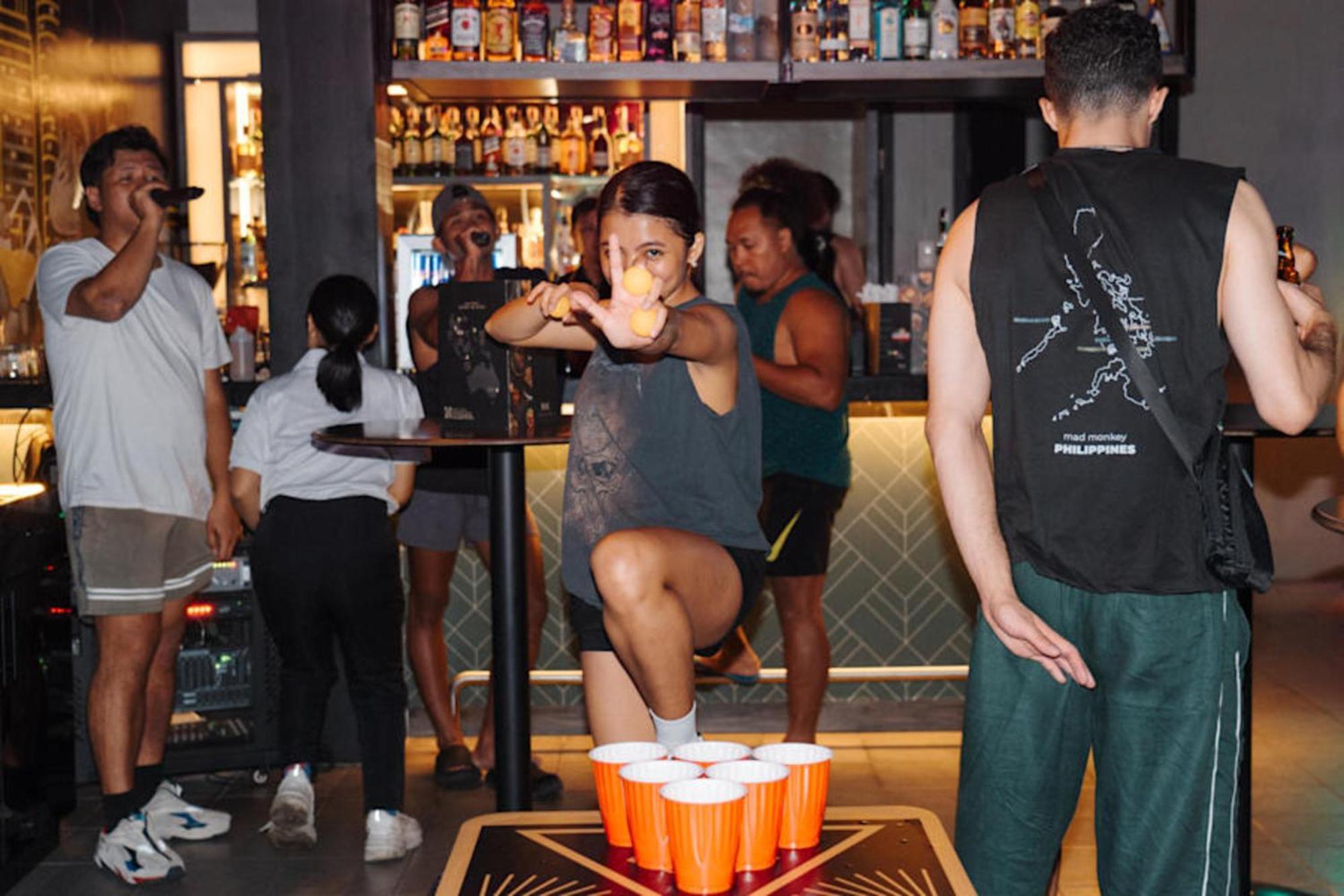 Mad Monkey Manila Hostel Makati City Ngoại thất bức ảnh